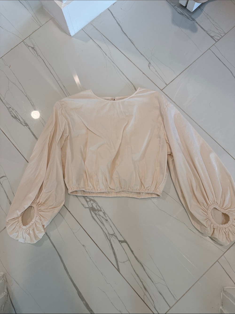 pistola Ivory Balloon Sleeve Cropped Top